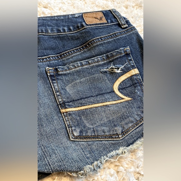 American Eagle Shortie Jean Shorts - Picture 4 of 5